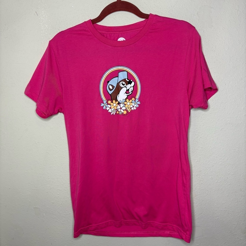 Buc-ee's Pink Graphic T-Shirt  Size Small